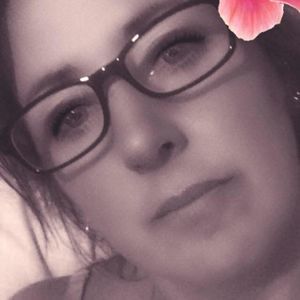 Meet your Posher, Cassandra